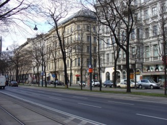Opernring, parte din celebra strada Ring care inconjuara centrul vechi al orasului