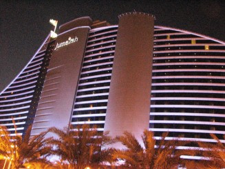 Dubai, Hotelul Burj Al Arab si alte minunatii