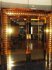 Hotel Burj Al Arab intrare magazin etajul 1