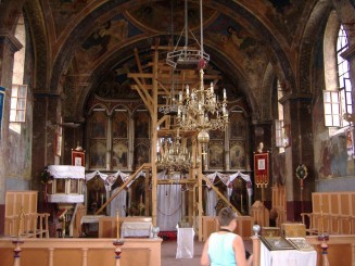 Sapanta-altarul bisericii