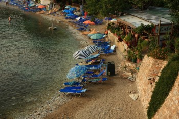 Plaja Alikes din insula Thassos