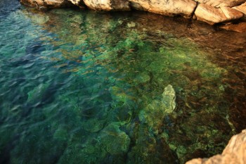 Plaja Alikes din insula Thassos