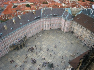 Praga, august 2010 - imagine din turnul catedralei Vitus de la castel