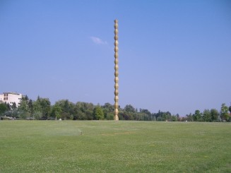 Targu Jiu-``Coloana Infinitului``