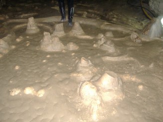 Pestera Polovragi-bazine