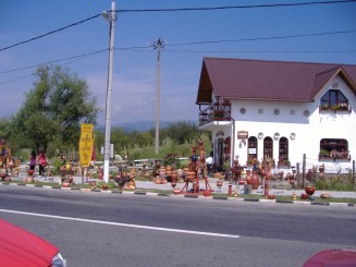 Horezu-magazinul unui artist pe bune