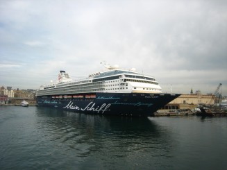 Napoli port