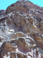 Petra - orasul sapat in stanca roz