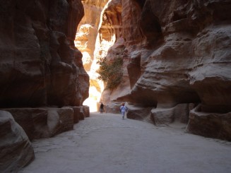 Petra - orasul sapat in stanca roz