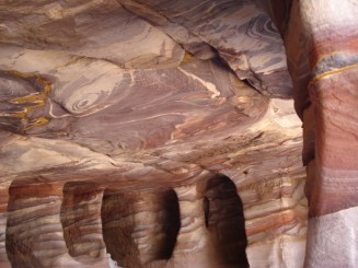 Petra - orasul sapat in stanca roz
