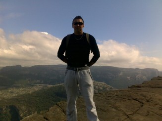 Preikestolen-Stavanger(Tau)