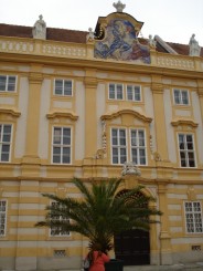 Pasind pe urmele lui Umberto Ego