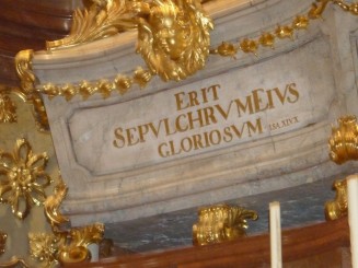 Pasind pe urmele lui Umberto Ego