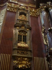 Pasind pe urmele lui Umberto Ego