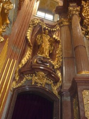 Pasind pe urmele lui Umberto Ego