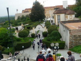 Pasind pe urmele lui Umberto Ego