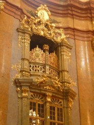 Pasind pe urmele lui Umberto Ego