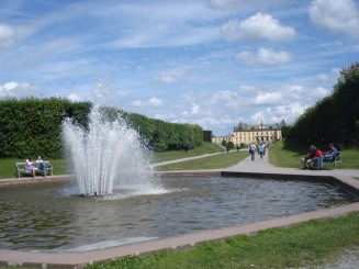 In gradinile Drottningholm
