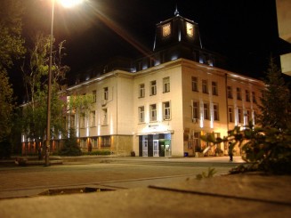 Lovech by night-primaria orasului