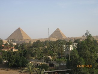 PIRAMIDELE -Maretie antica ORASUL CAIRO - Metropola moderna si plina de viata
