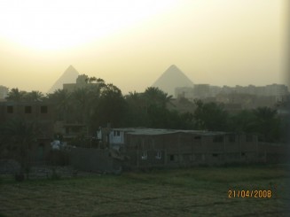 Prima intalnire cu piramidele