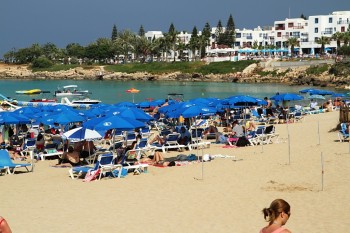 Plaja de curmali - Potaras