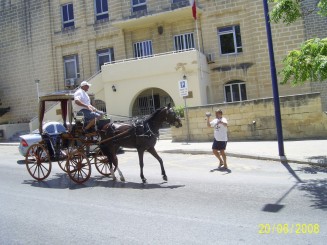 La Valletta, Malta - Grand Hotel Excelsior, şi  ,,City Sightseeing Tour''cu trăsură
