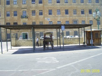La Valletta, Malta - Grand Hotel Excelsior, şi  ,,City Sightseeing Tour''cu trăsură