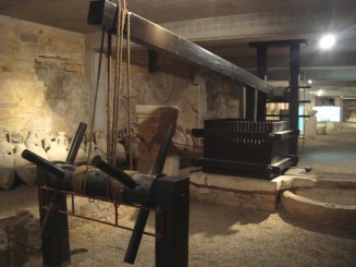 Pula - Cu vestigiile romane