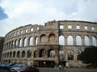 Pula - Cu vestigiile romane