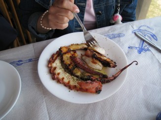 Grecia, Halkidiki: Ouranopolis (caracatita, delicatesa locala)