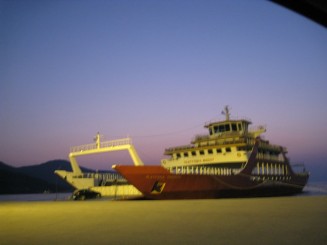Cu feribotul spre insula Thassos