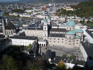 Austria: orasul Salzburg vazut de la Fortareata Hohensalzburg