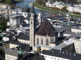 Austria: orasul Salzburg vazut de la Fortareata Hohensalzburg