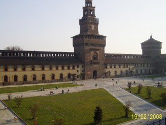 Milano - Castelul Sforzesco şi Pinacoteca sa