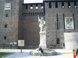 Milano - Castelul Sforzesco şi Pinacoteca sa