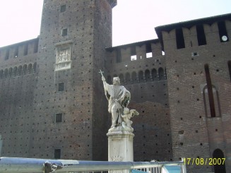 Milano - Castelul Sforzesco şi Pinacoteca sa