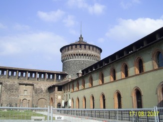 Milano - Castelul Sforzesco şi Pinacoteca sa