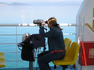 Grecia, cu vaporul pe langa Muntele Athos