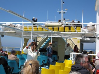 Grecia, cu vaporul pe langa Muntele Athos