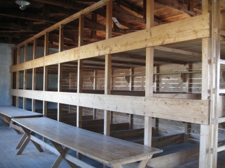 Germania: Lagarul nazist de la Dachau (mobilierul dintr-o baraca)