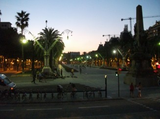 Barcelona by night-Pasaj de Luis Companys