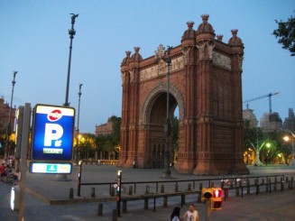 Barcelona by night-Arcul de Triumf