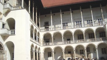 Întotdeauna  fermecătoare