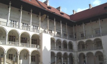 Întotdeauna  fermecătoare