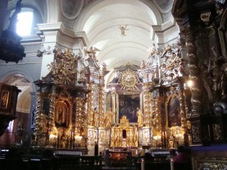 Întotdeauna  fermecătoare