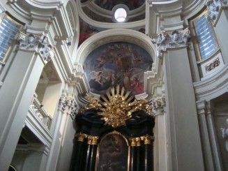 Întotdeauna  fermecătoare