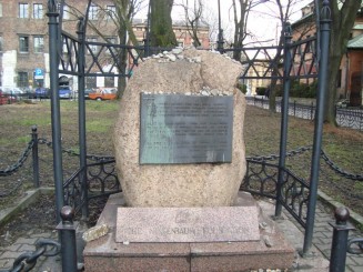 Întotdeauna  fermecătoare