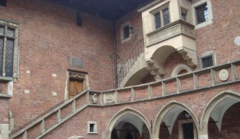 Întotdeauna  fermecătoare