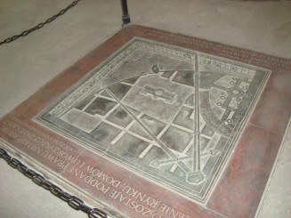 Întotdeauna  fermecătoare